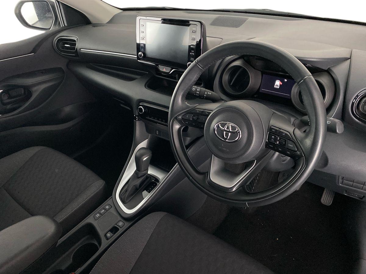 Used Toyota Yaris 2022 for sale - 77158745: Photo 12