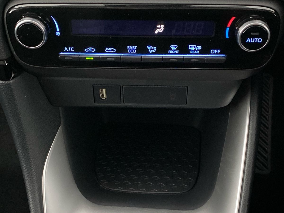 Used Toyota Yaris 2022 for sale - 77158745: Photo 18