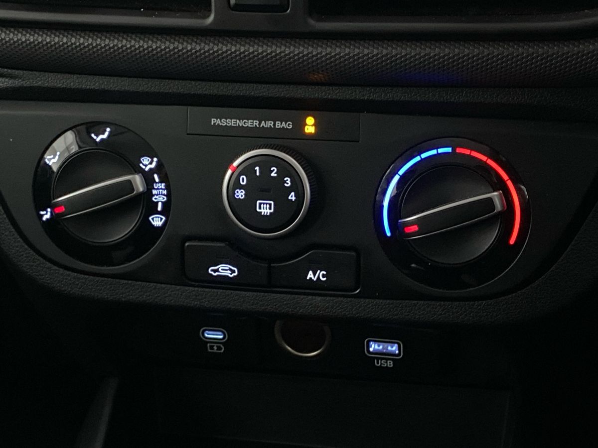 Used Hyundai i10 2024 for sale - 76047312: Photo 21