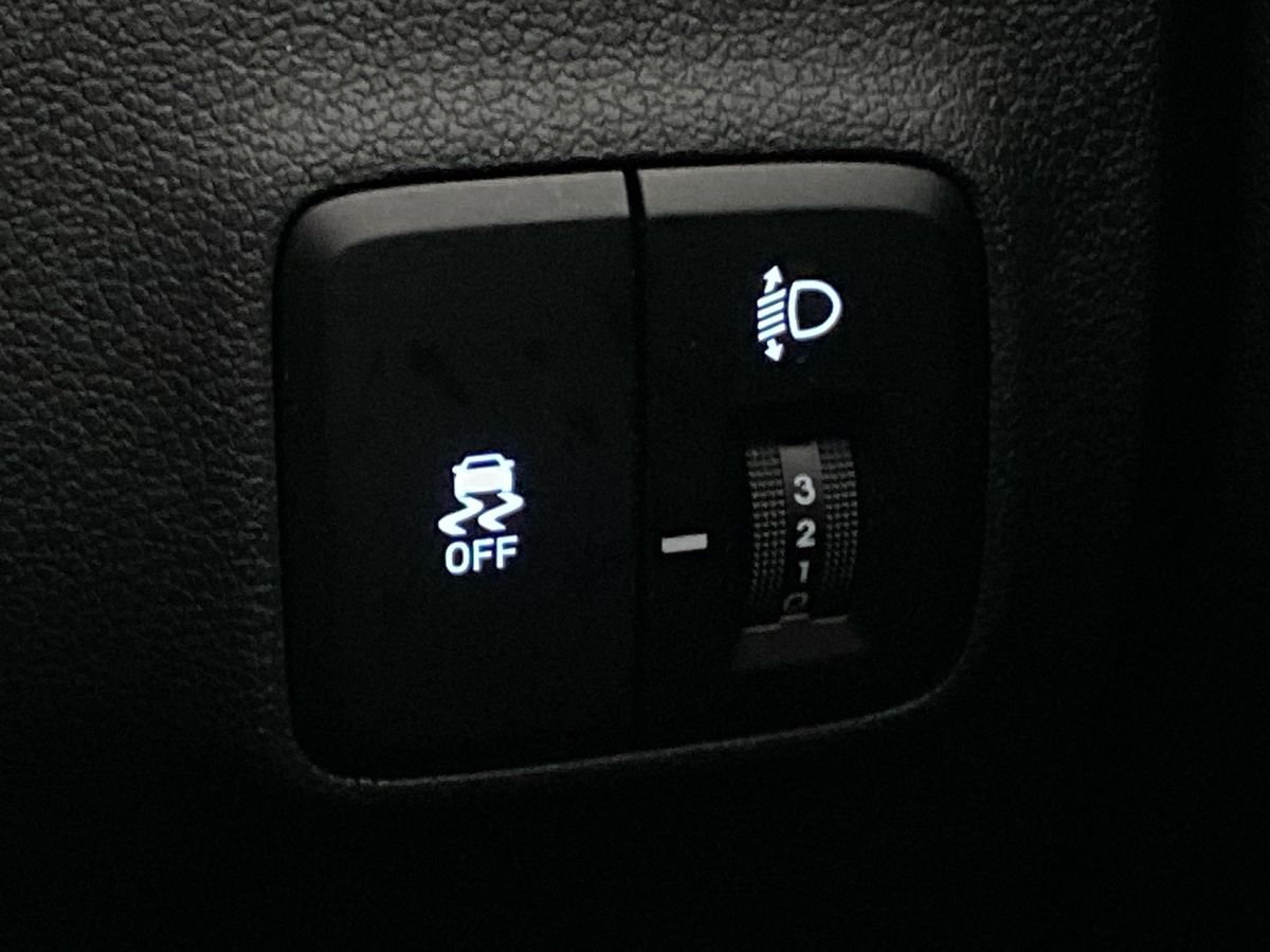 Used Hyundai i10 2024 for sale - 76047312: Photo 24