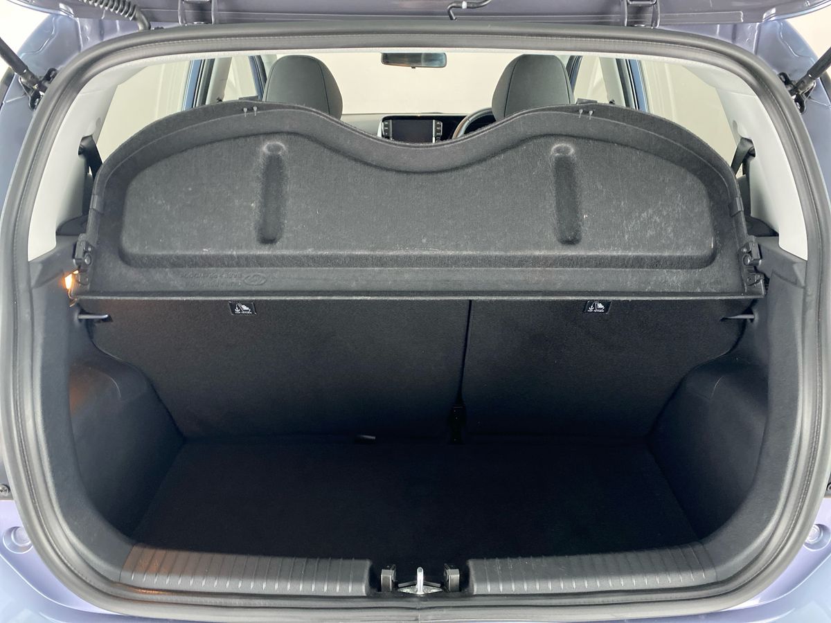 Used Hyundai i10 2024 for sale - 76047312: Photo 26