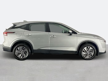 Used Nissan Qashqai 2022 for sale - 76016563: Photo 2