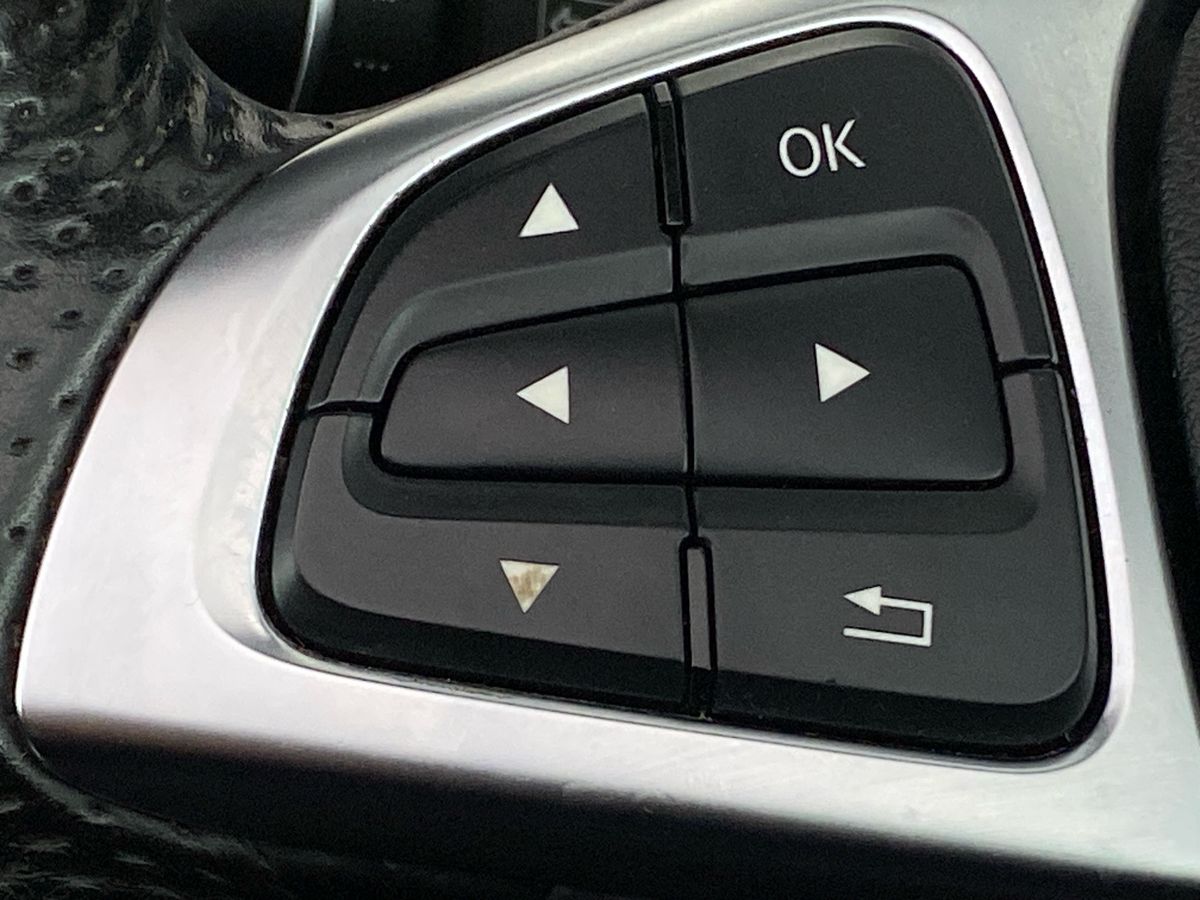 Used Mercedes-Benz SLC 2017 for sale - 75582510: Photo 29