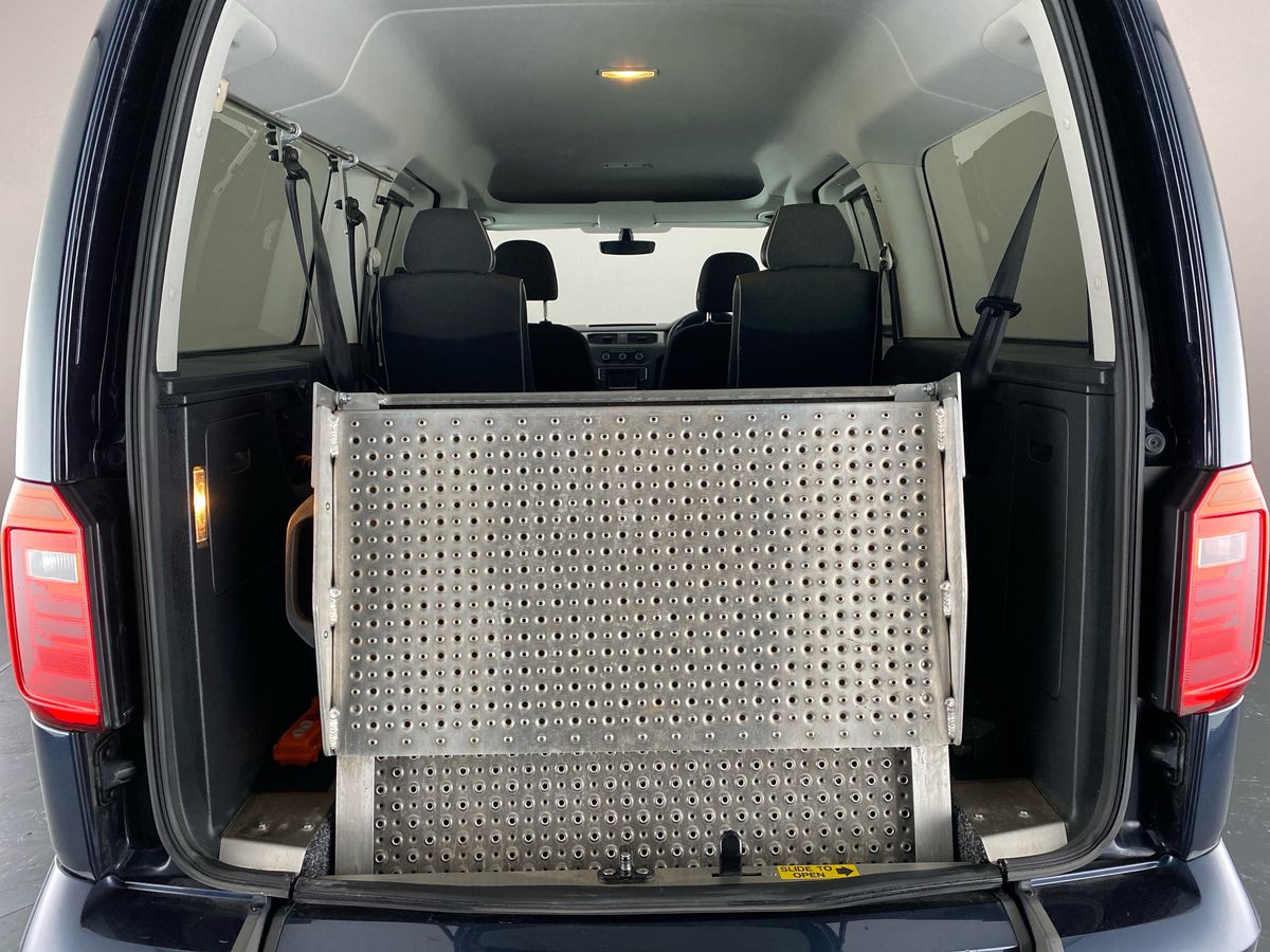 Used Volkswagen Caddy Maxi Life 2019 for sale - 77787655: Photo 25