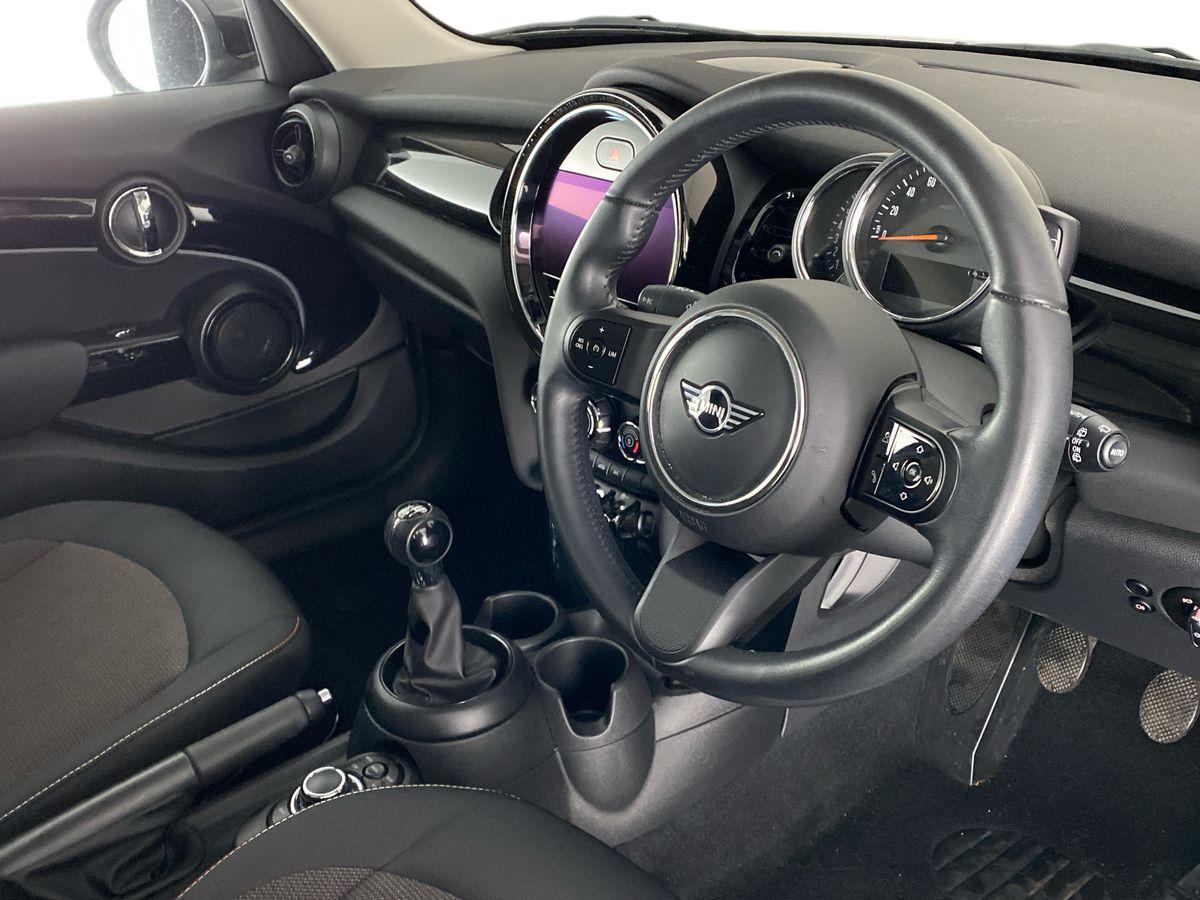 Used MINI Hatch 2022 for sale - 76827930: Photo 12