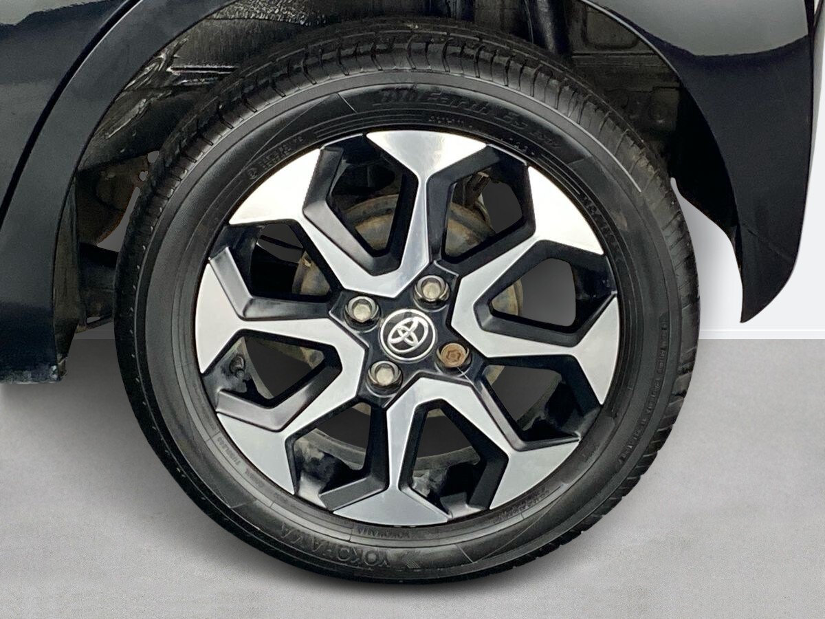 Vehicle 28