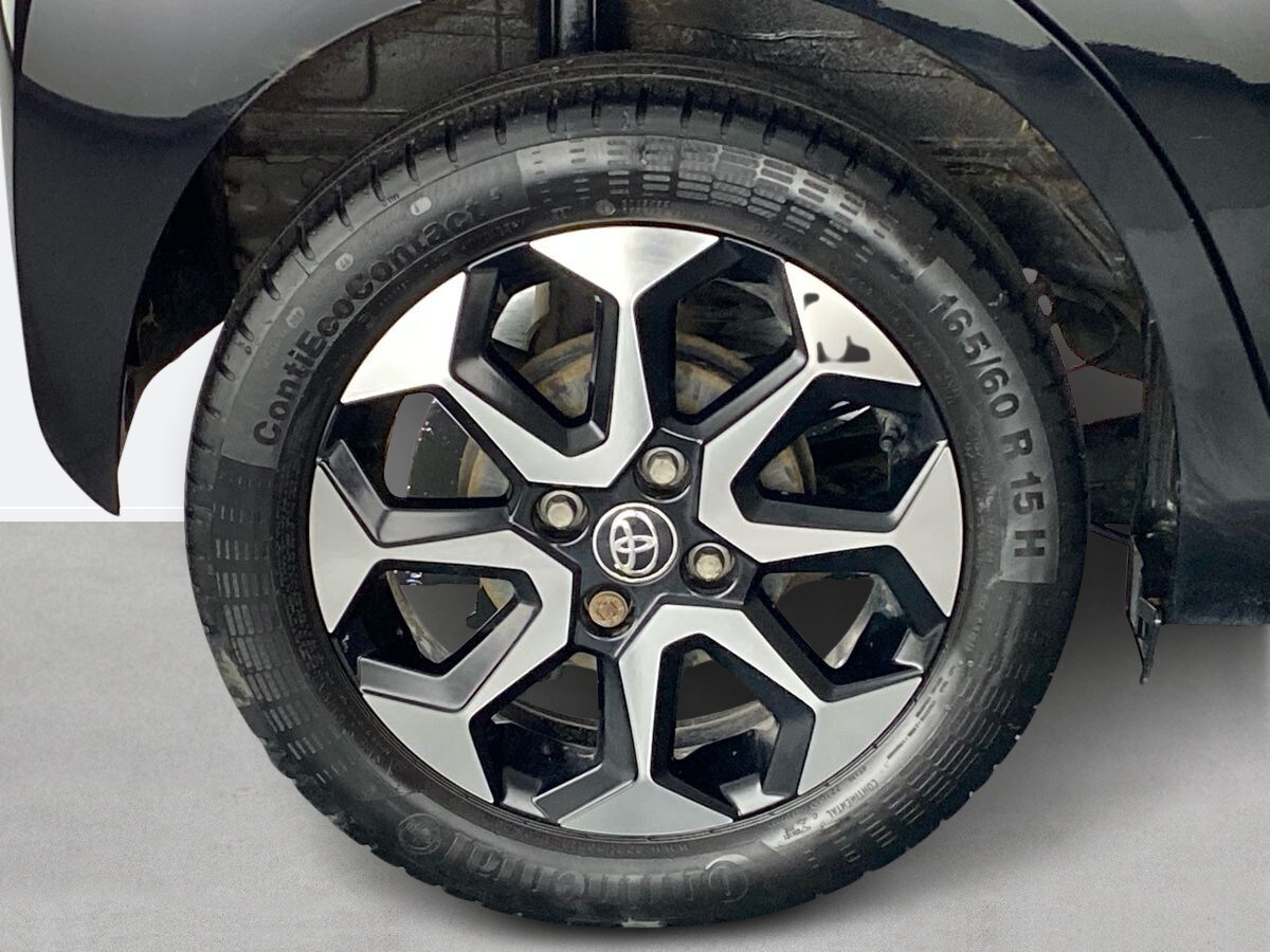Vehicle 29