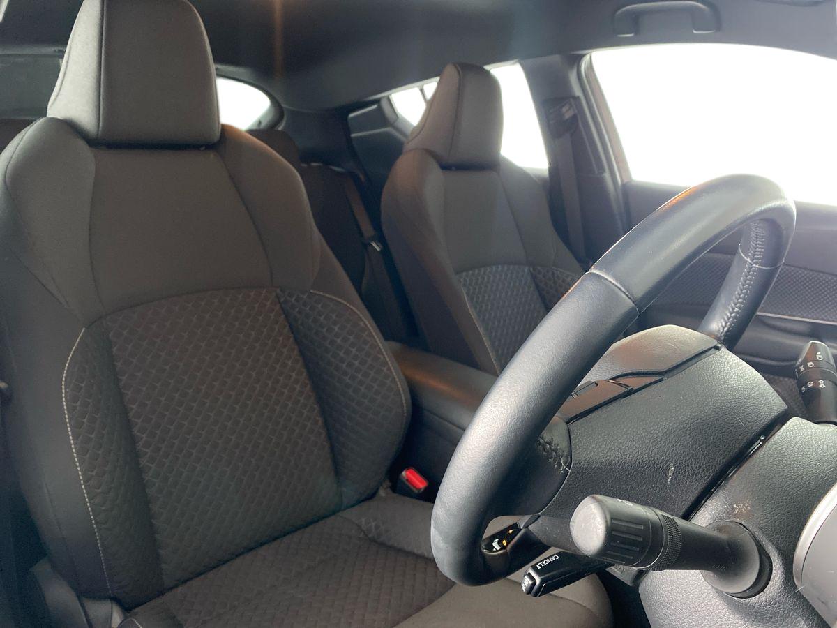 Used Toyota C-HR 2022 for sale - 76929197: Photo 13