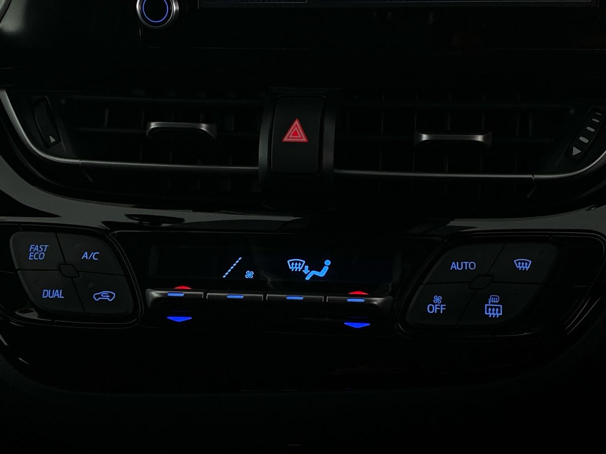 Used Toyota C-HR 2022 for sale - 76929197: Photo 21