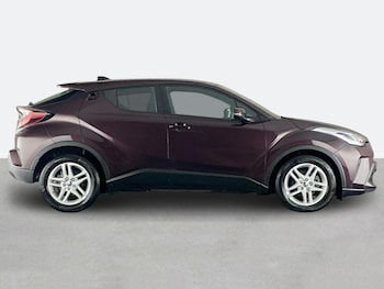Used Toyota C-HR 2022 for sale - 76929197: Photo