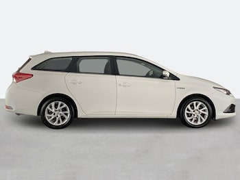Used Toyota Auris 2019 for sale - 79355109: Photo