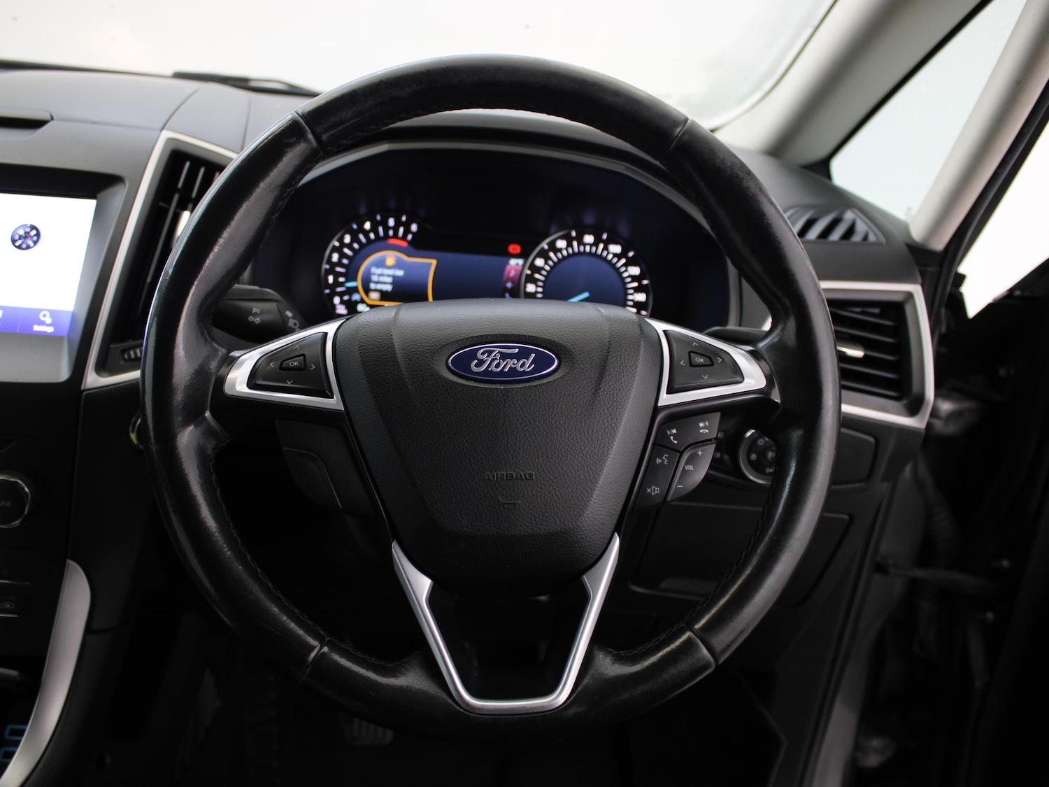 Used Ford S-Max 2025 for sale - 77687100: Photo 29