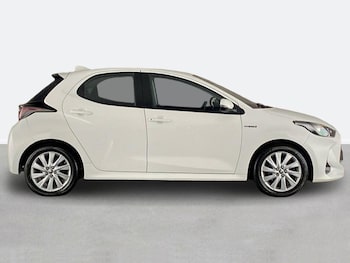 Used Toyota Yaris 2021 for sale - 79217399: Photo