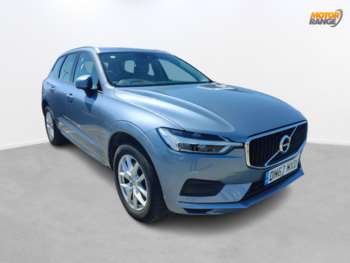 2017 - 2.0 D4 Momentum 5dr AWD Geartronic