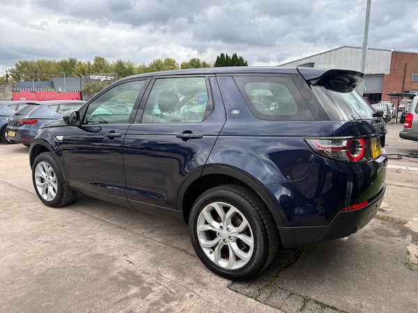 Used Land Rover Discovery Sport 2019 for sale - 76312543: Photo 6