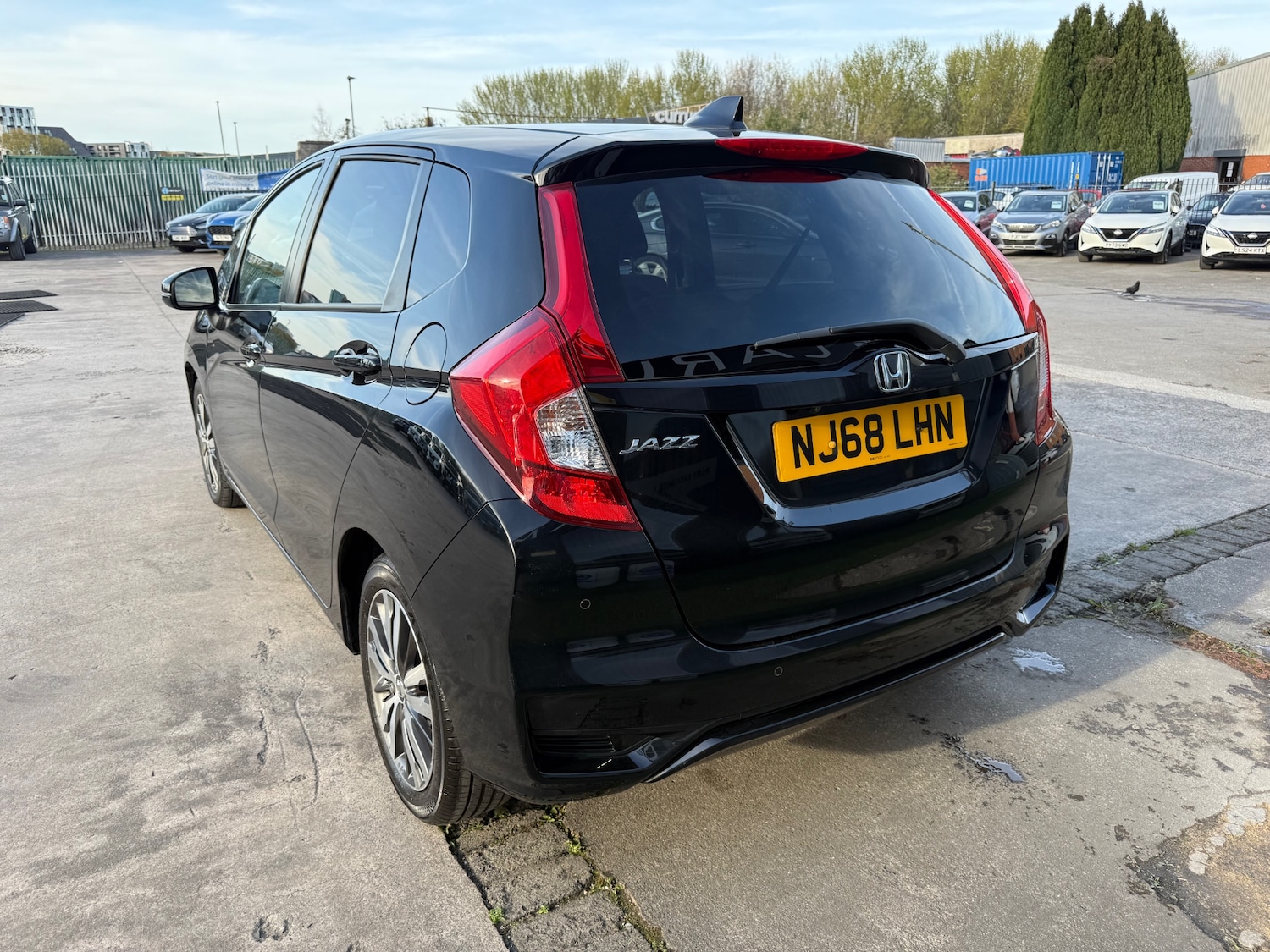 Used Honda Jazz 2018 for sale - 78201432: Photo 2