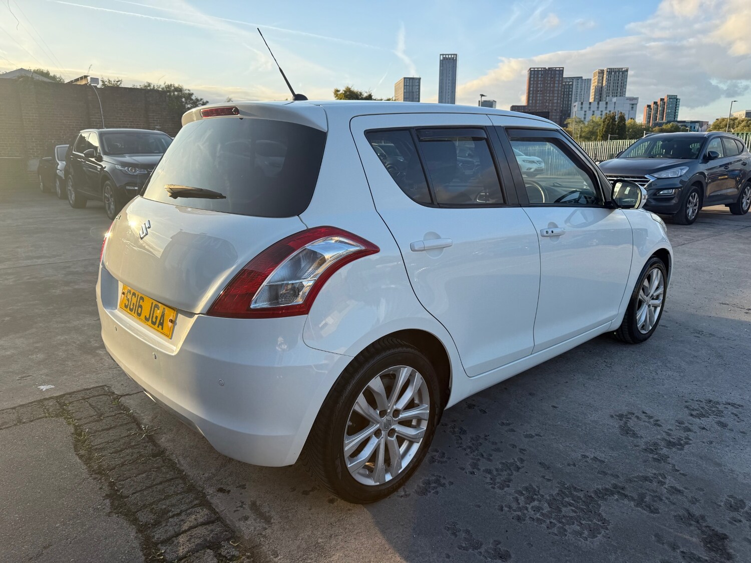 Used Suzuki Swift 2016 for sale - 76143926: Photo 10