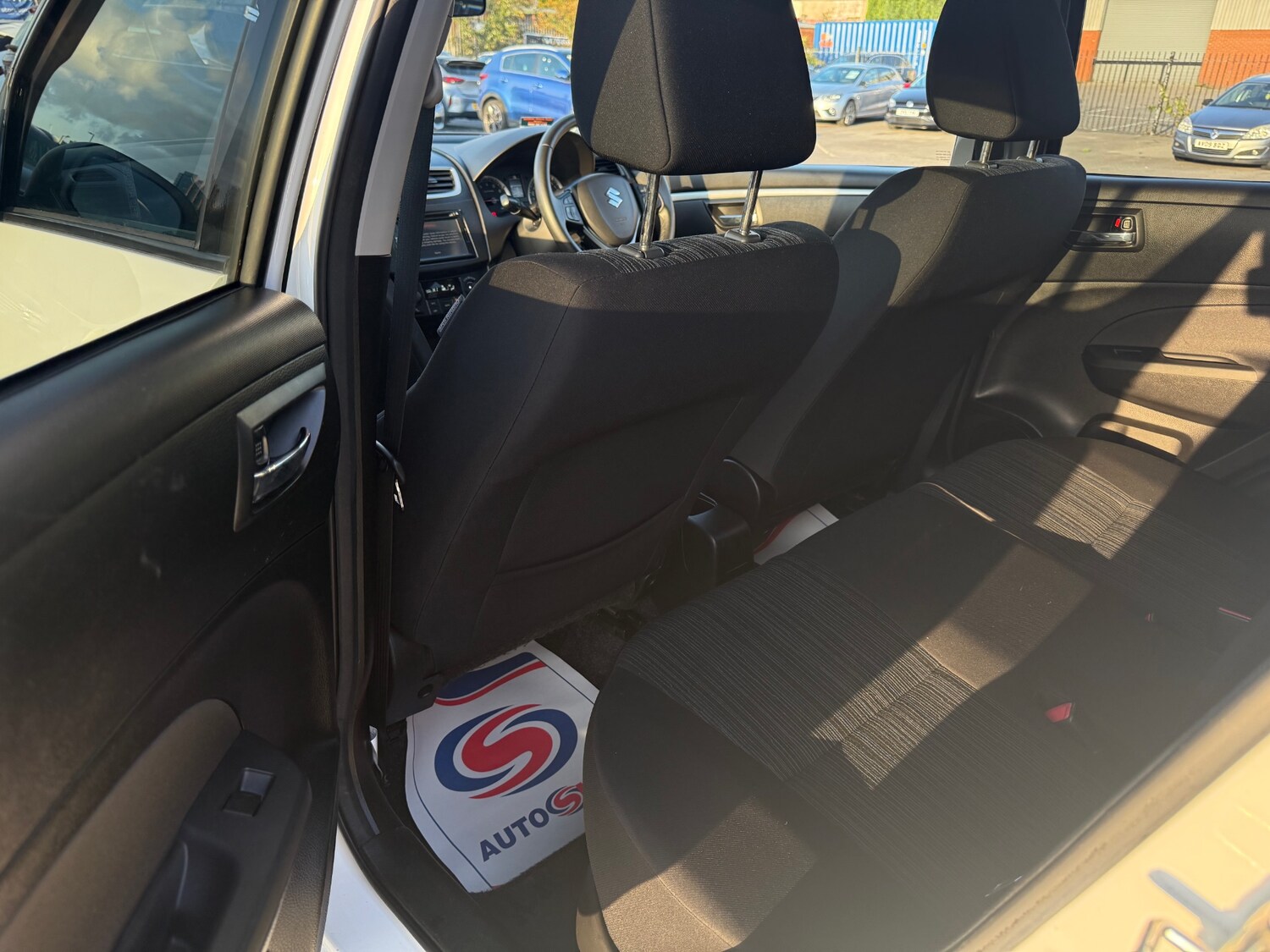 Used Suzuki Swift 2016 for sale - 76143926: Photo 17
