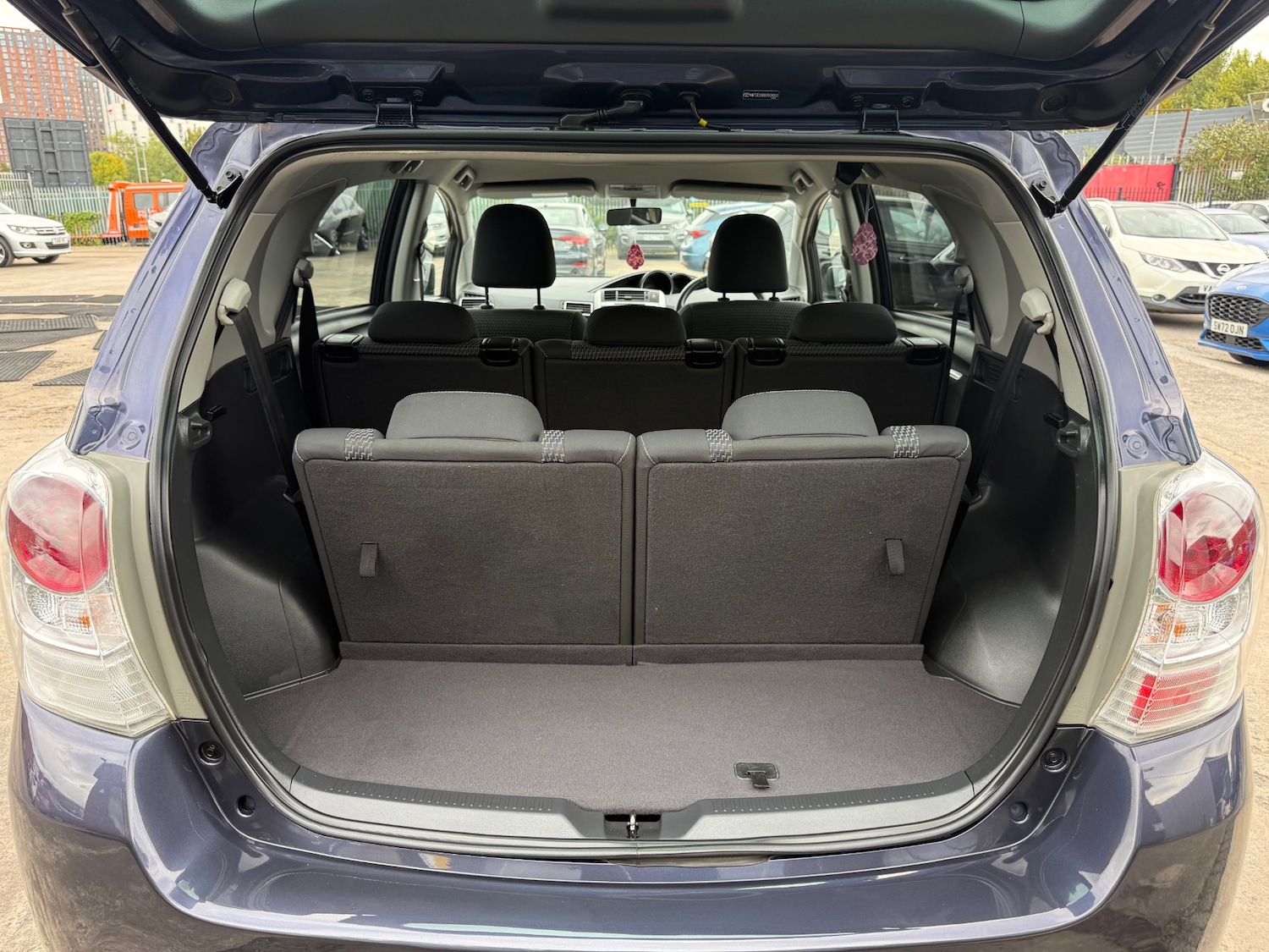 Vehicle 21