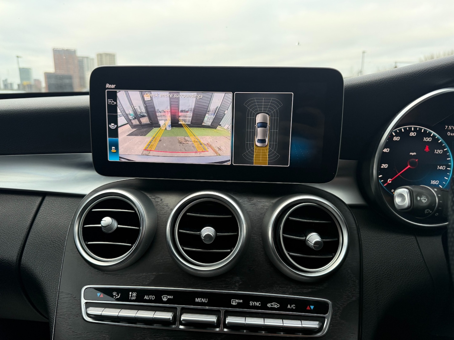 Used Mercedes-Benz C Class 2019 for sale - 77067319: Photo 20