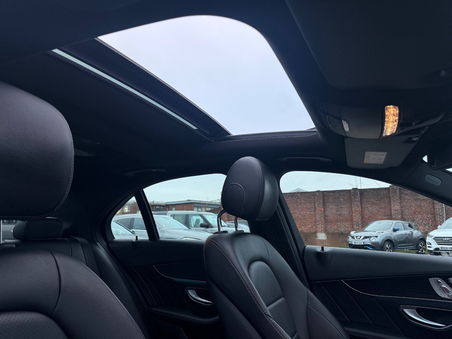 Used Mercedes-Benz C Class 2016 for sale - 77607846: Photo 21