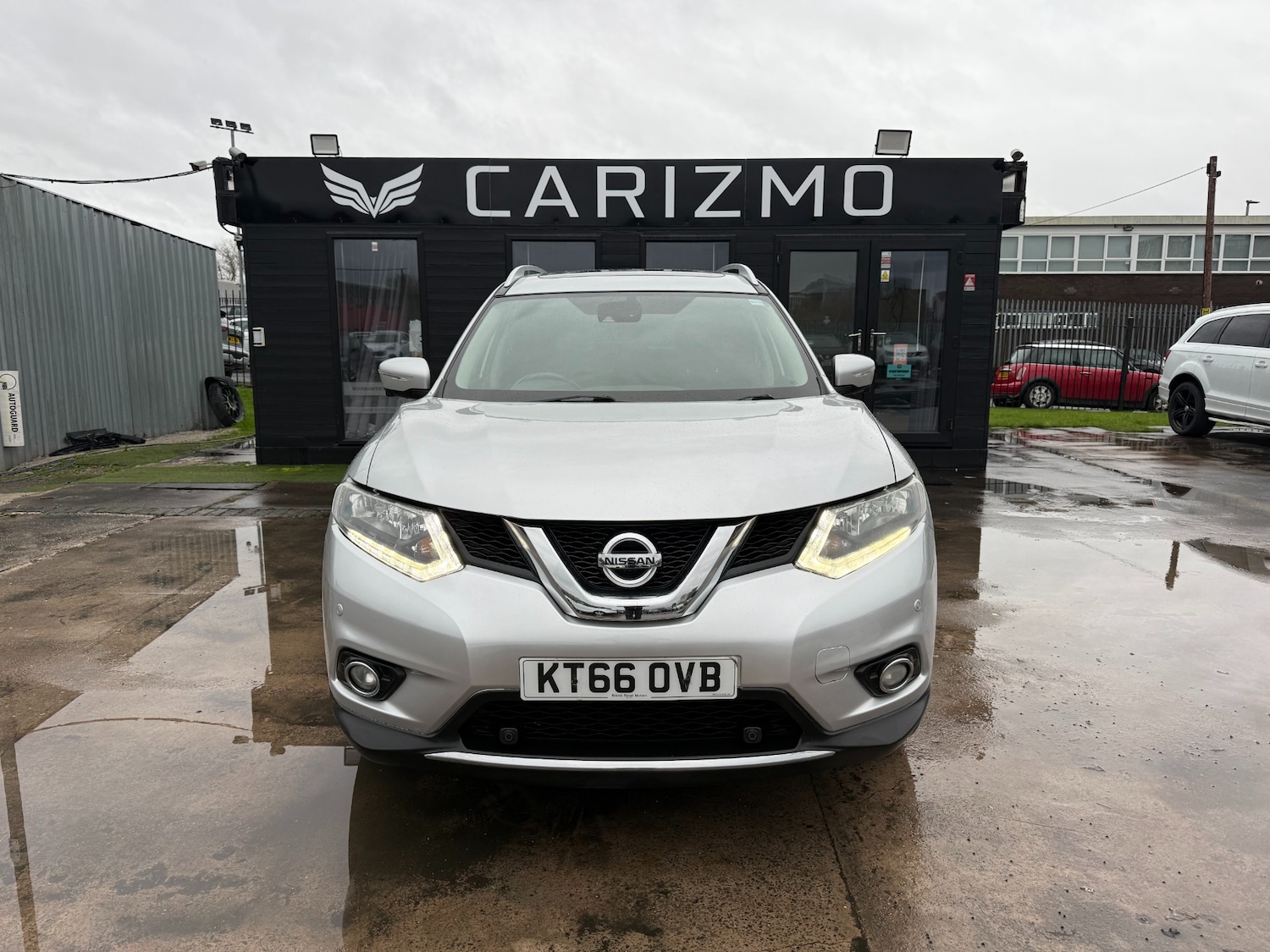 Used Nissan X-Trail 2017 for sale - 77100763: Photo 2