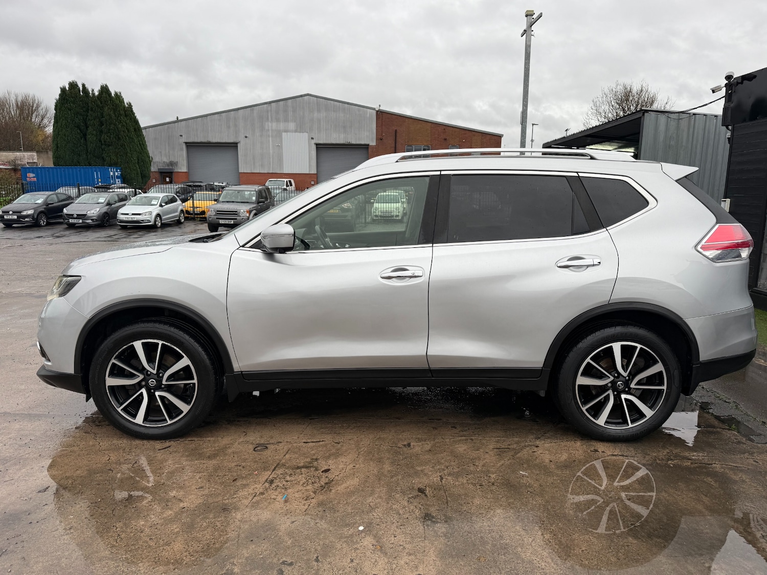 Used Nissan X-Trail 2017 for sale - 77100763: Photo 5