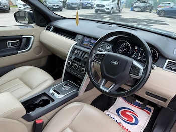 Used Land Rover Discovery Sport 2015 for sale - 78496329: Photo