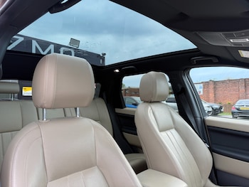 Used Land Rover Discovery Sport 2015 for sale - 78496329: Photo
