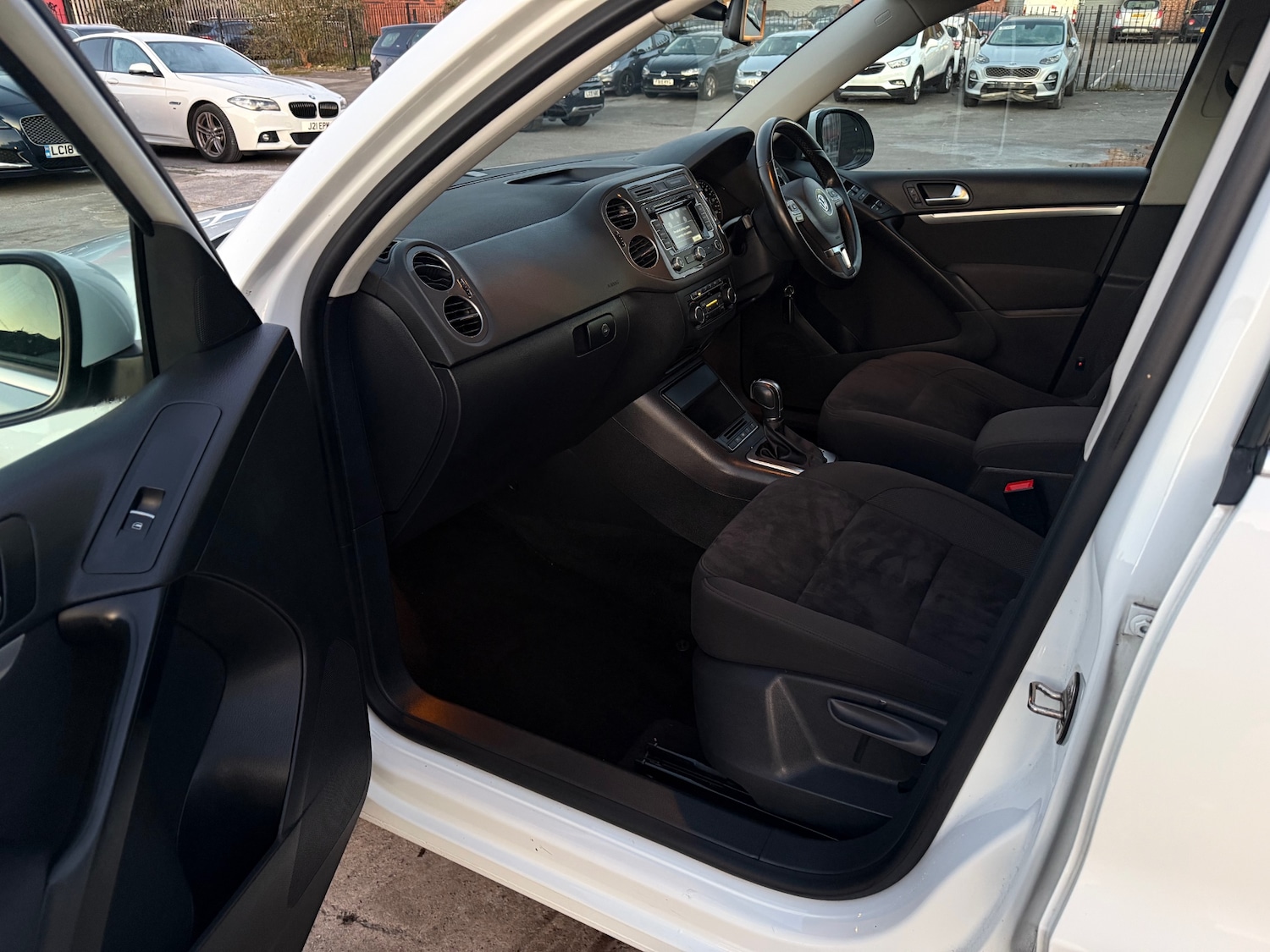 Used Volkswagen Tiguan 2014 for sale - 76748529: Photo 16