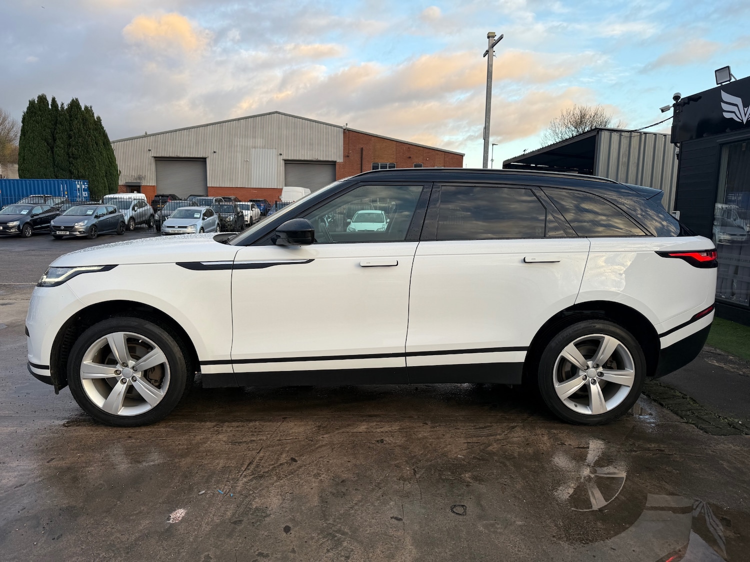 Used Land Rover Range Rover Velar 2019 for sale - 76685064: Photo 5