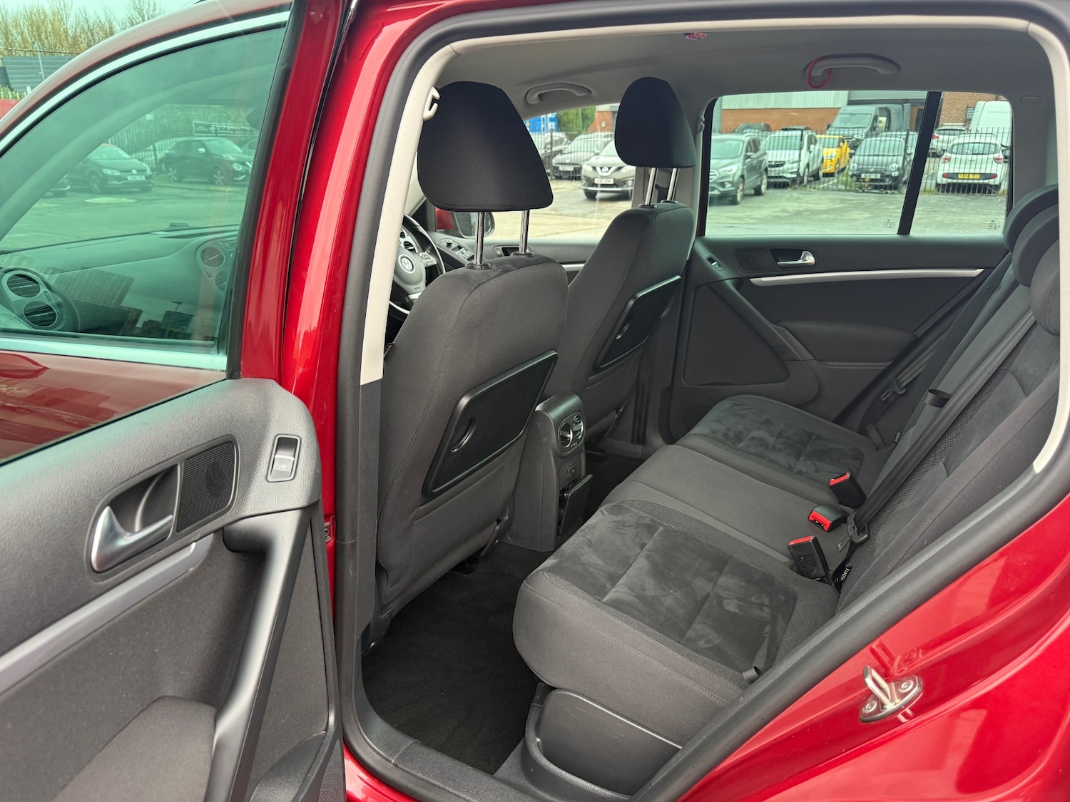 Used Volkswagen Tiguan 2016 for sale - 76451848: Photo 18