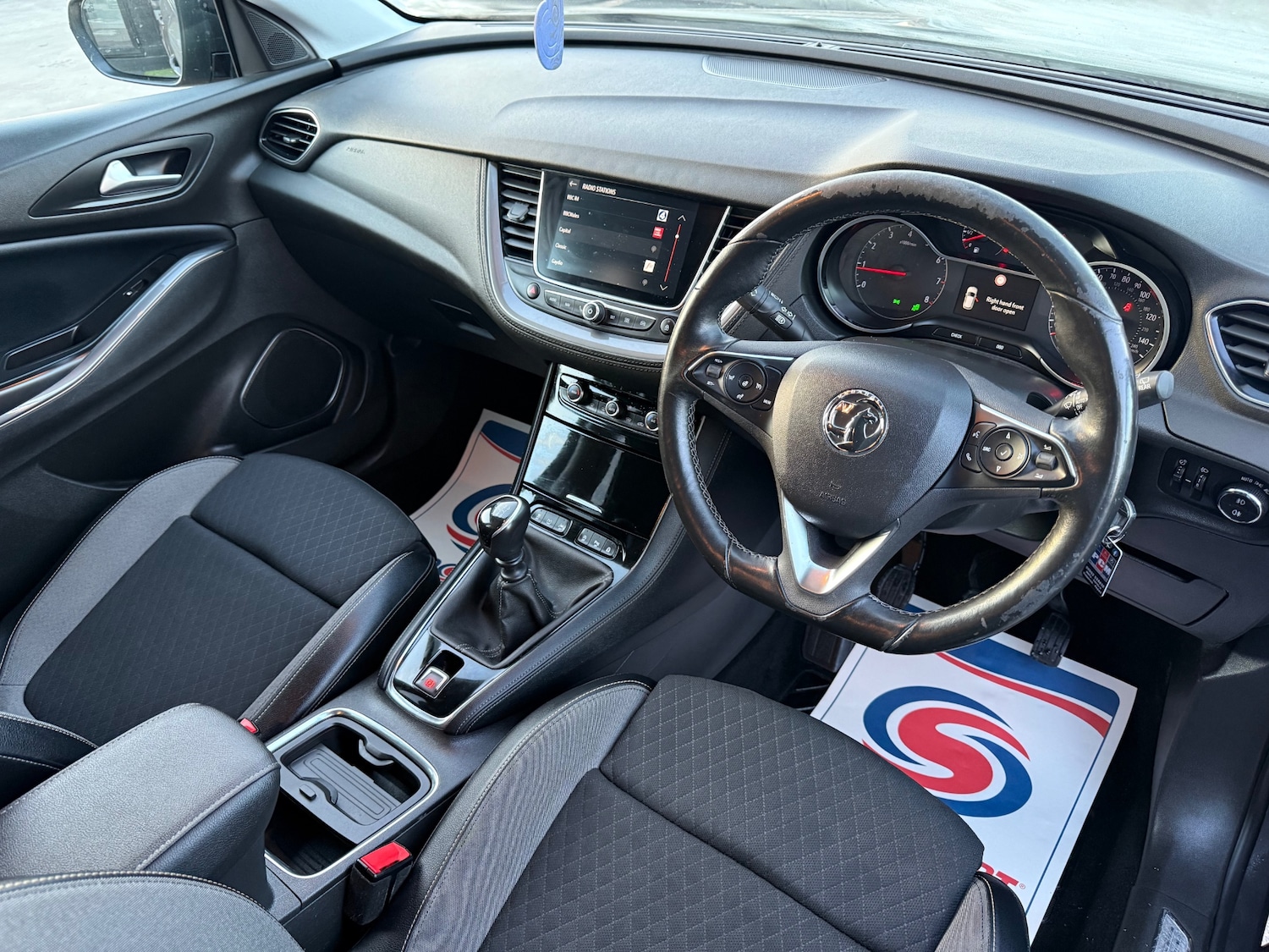 Used Vauxhall Grandland X 2020 for sale - 77994505: Photo 2