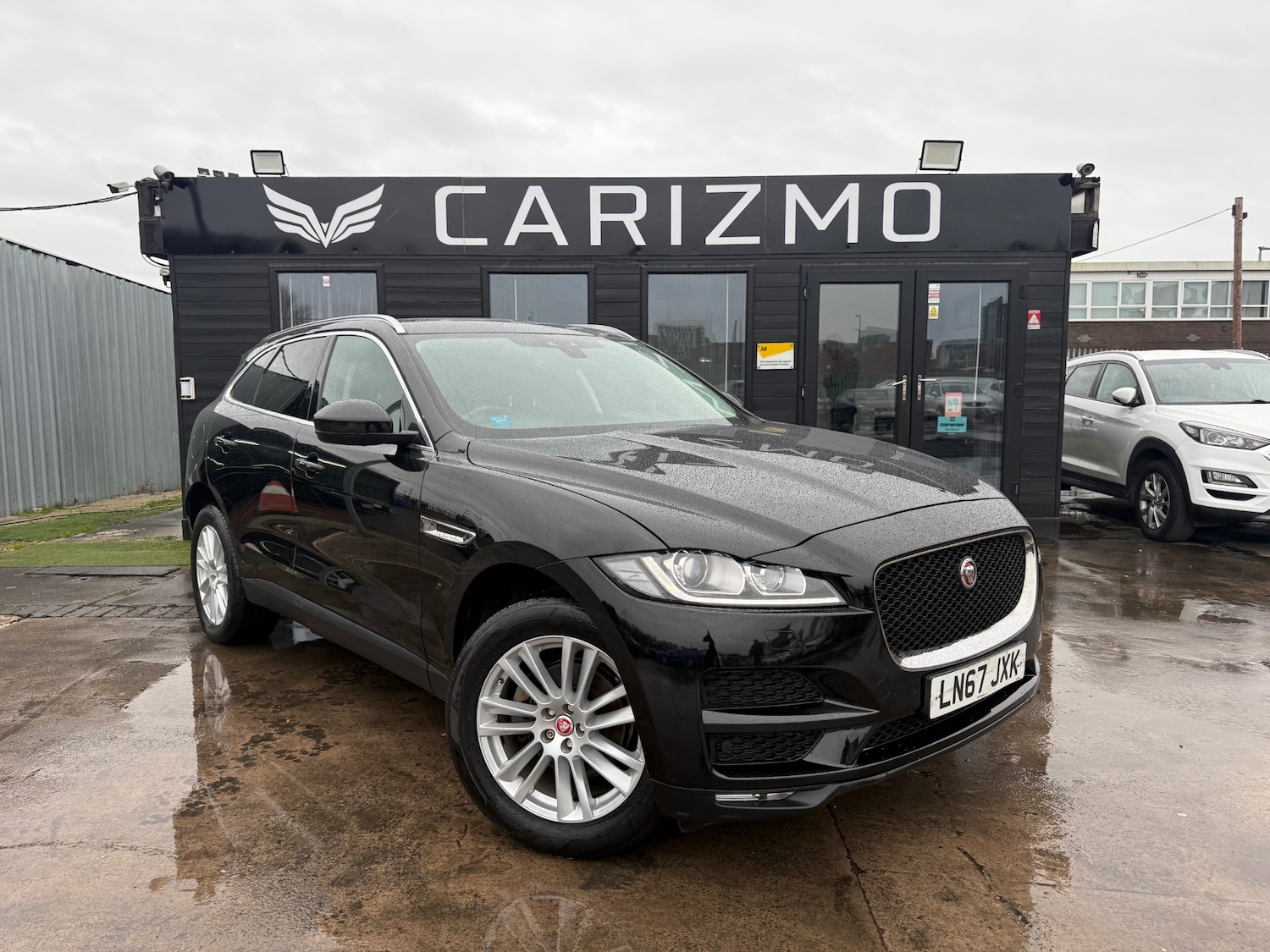 Used Jaguar F-Pace 2017 for sale - 77992820: Photo 1