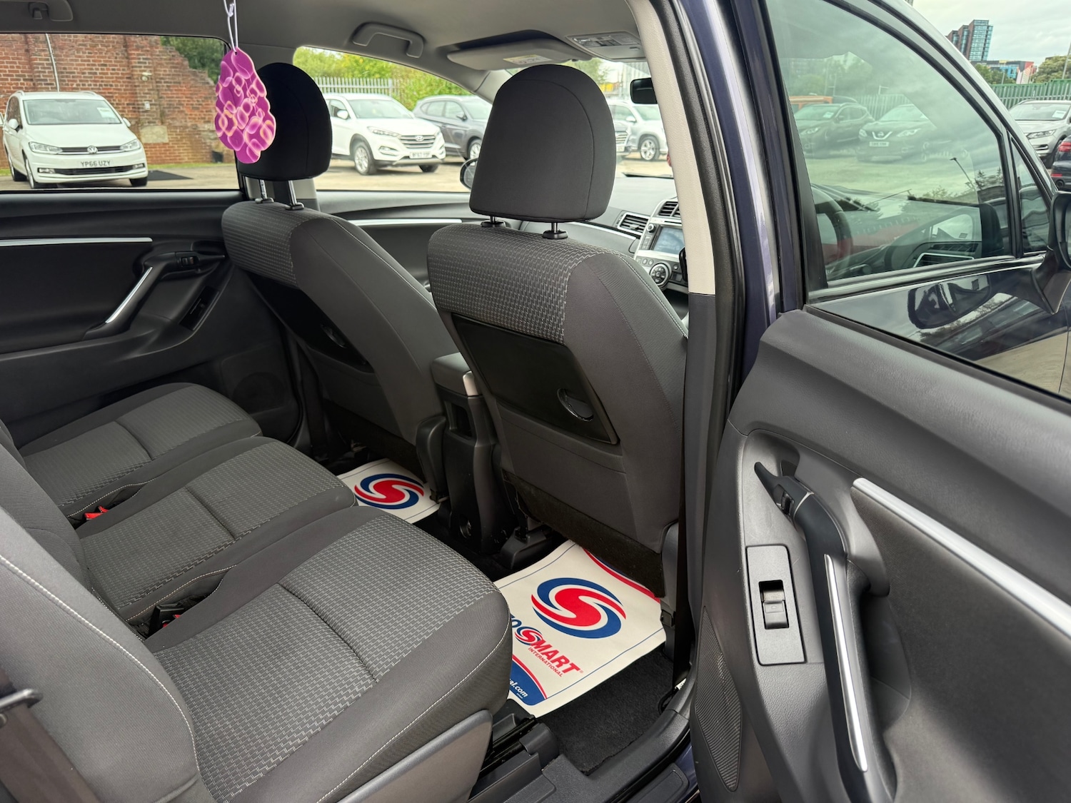 Vehicle 21