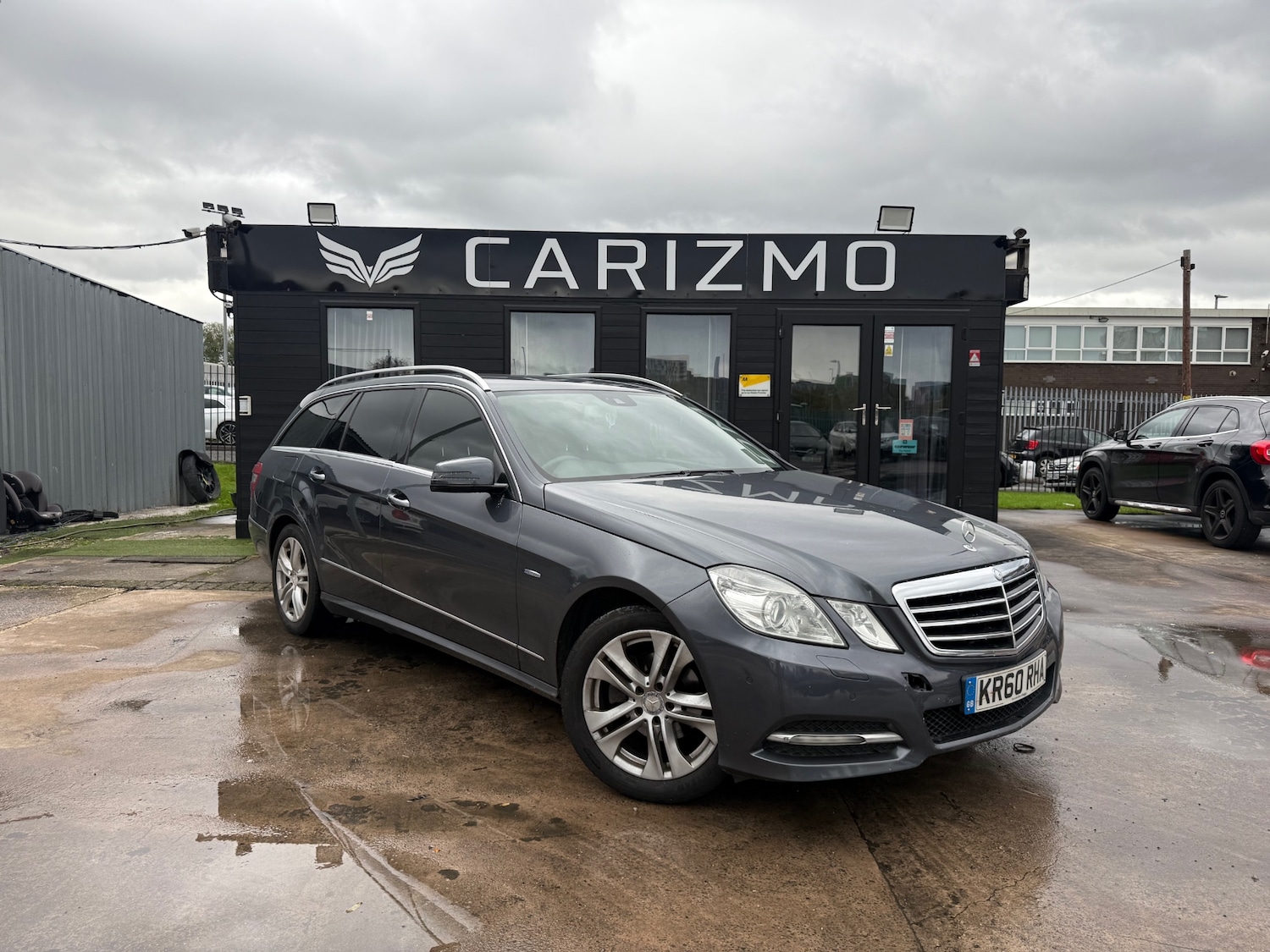 Used Mercedes-Benz E Class 2011 for sale - 76467496: Photo 10