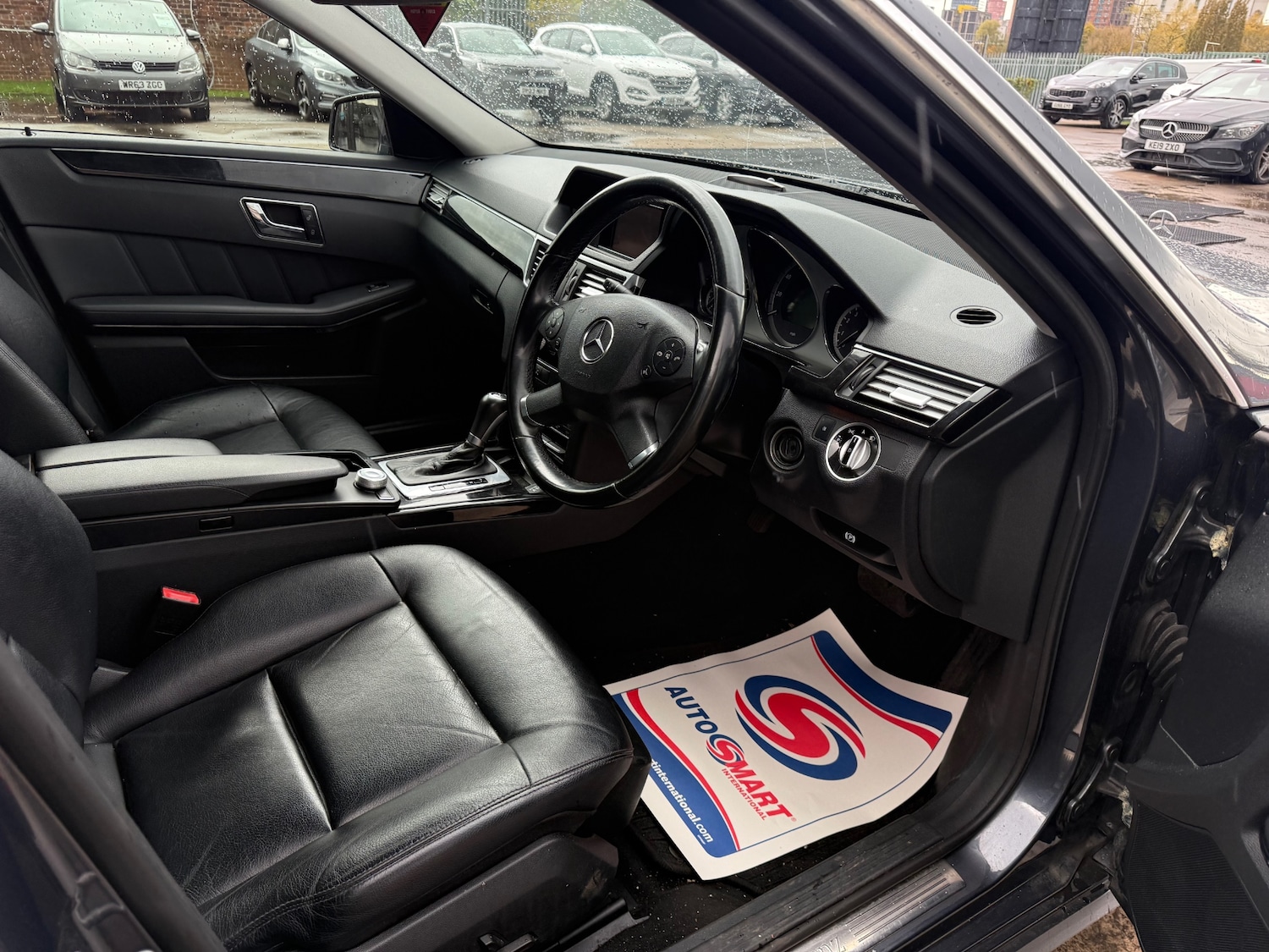 Used Mercedes-Benz E Class 2011 for sale - 76467496: Photo 13