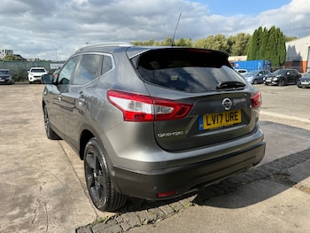 Used Nissan Qashqai 2017 for sale - 75674401: Photo