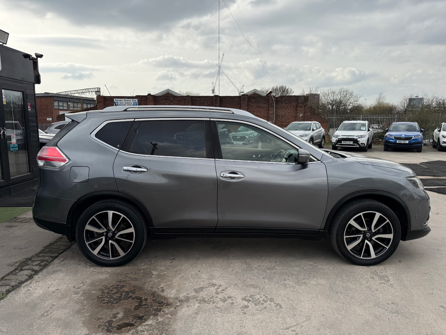 Used Nissan X-Trail 2017 for sale - 77762856: Photo 11