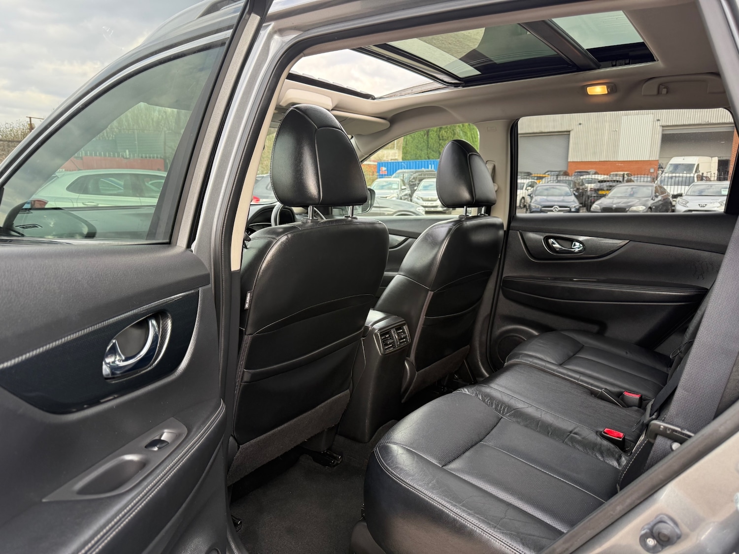 Used Nissan X-Trail 2017 for sale - 77762856: Photo 15