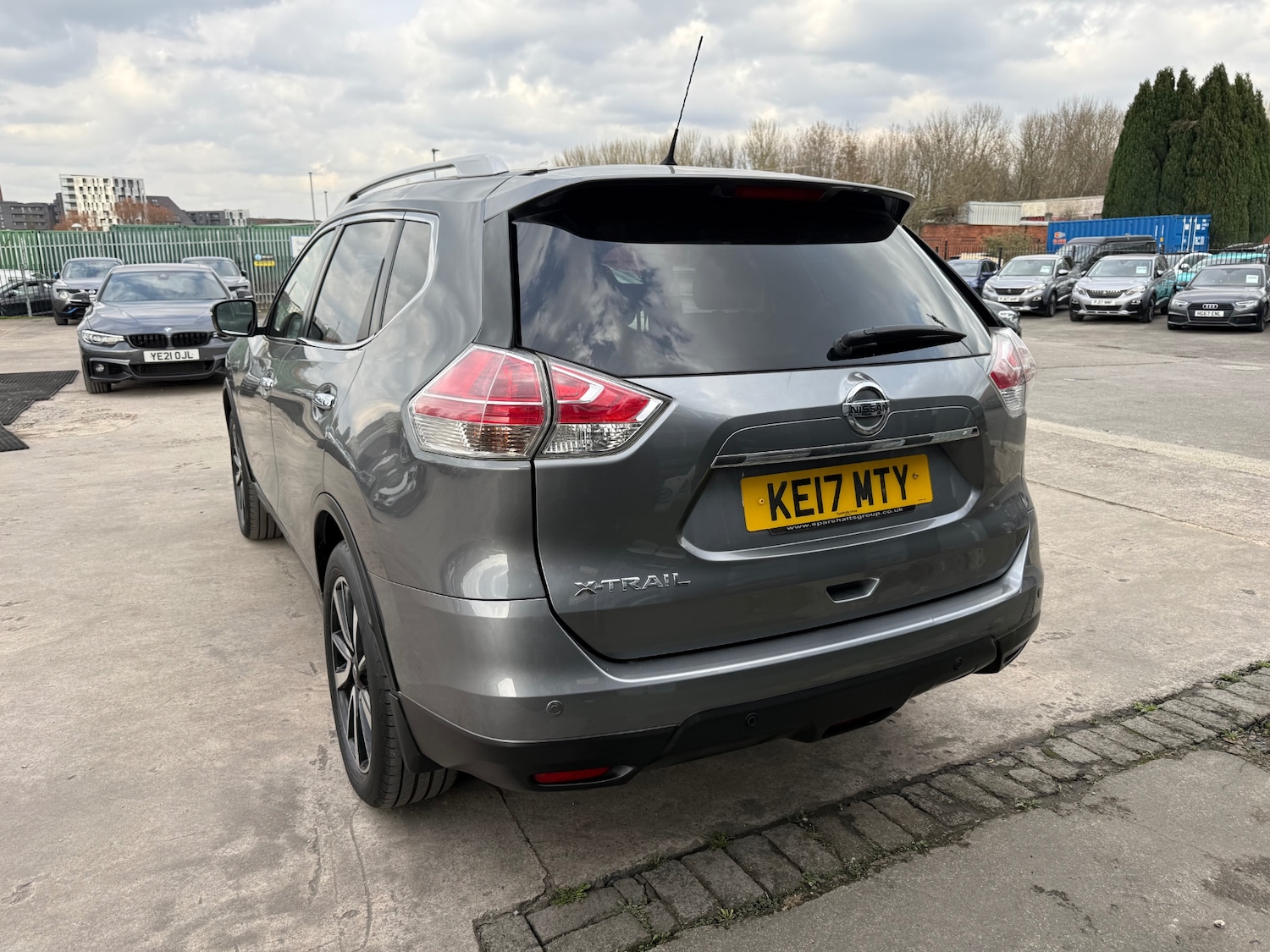 Used Nissan X-Trail 2017 for sale - 77762856: Photo 7