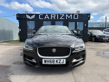 Used Jaguar XE 2019 for sale - 79087853: Photo