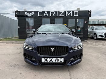 Used Jaguar XE 2018 for sale - 79595742: Photo