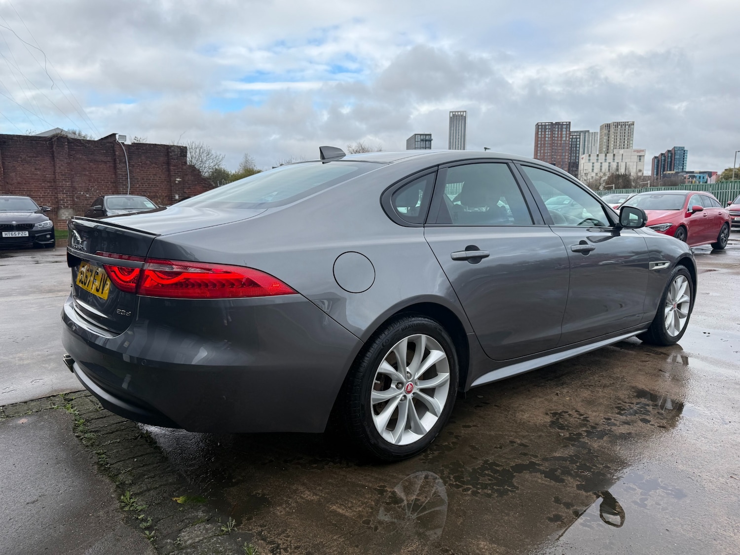 Used Jaguar XF 2017 for sale - 76736130: Photo 10