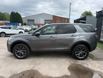 Used Land Rover Discovery Sport 2019 for sale - 79076415: Photo