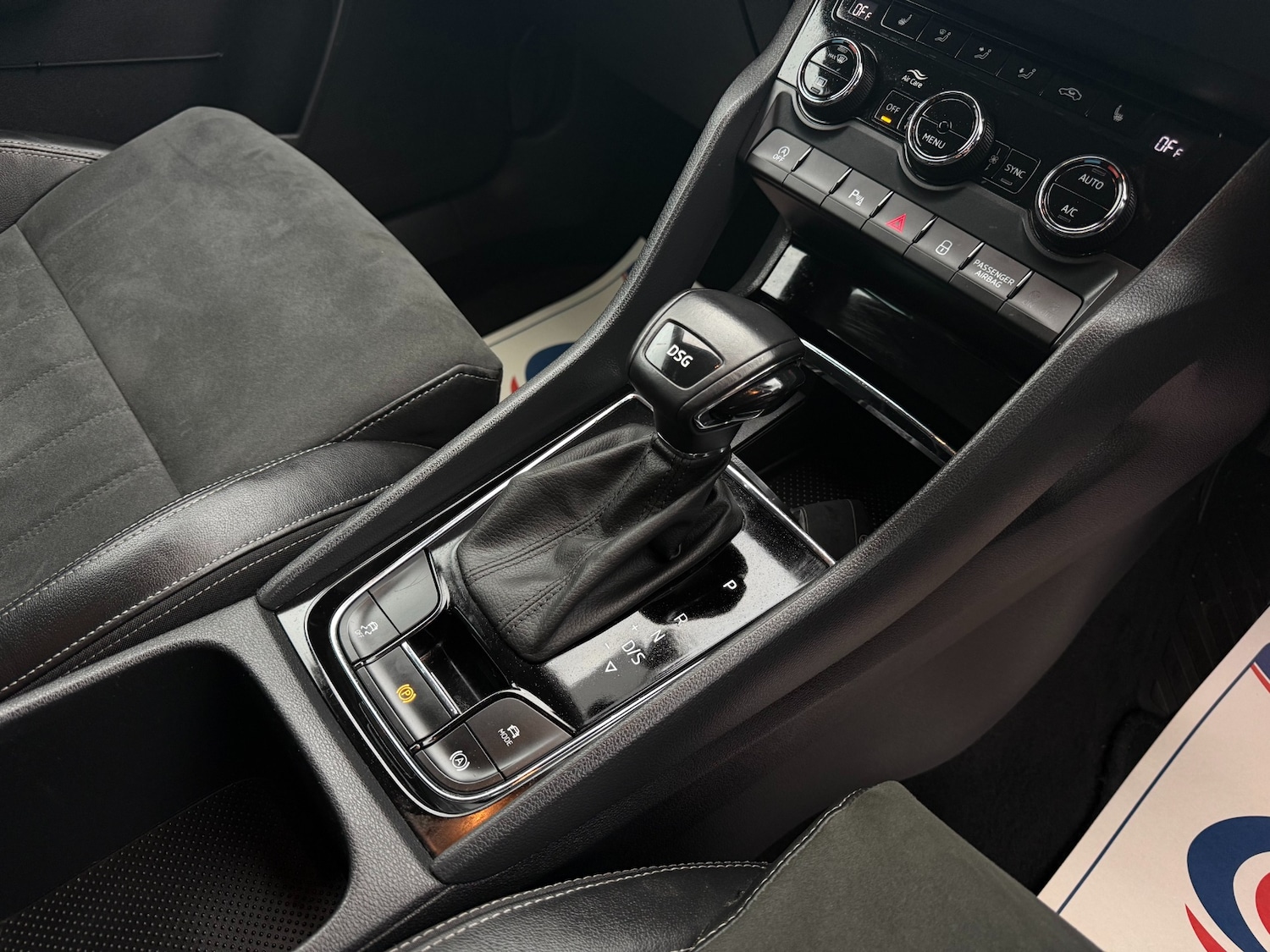 Used Skoda Karoq 2021 for sale - 78028990: Photo 8