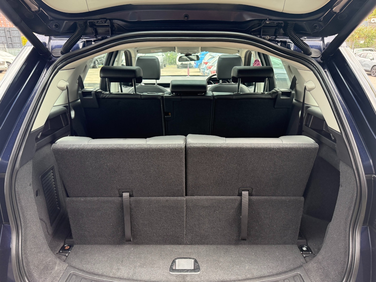 Used Land Rover Discovery Sport 2019 for sale - 76526154: Photo 18