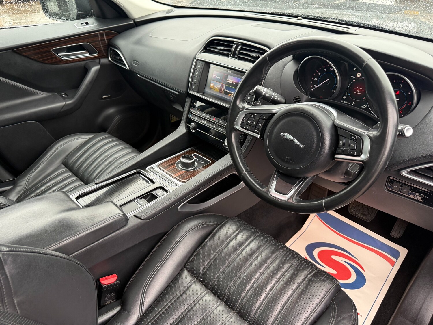 Used Jaguar F-Pace 2017 for sale - 78165867: Photo 15