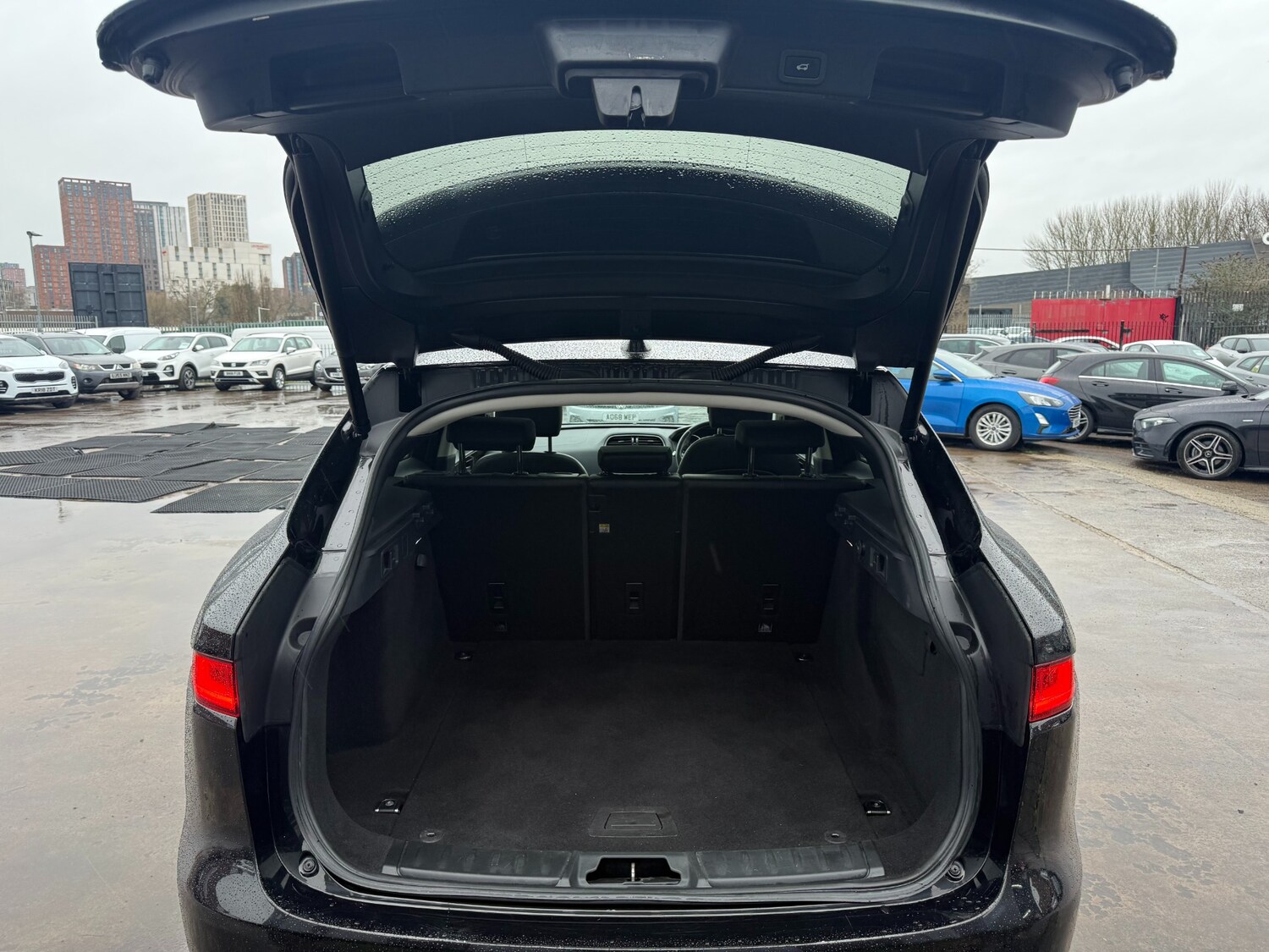 Used Jaguar F-Pace 2017 for sale - 78165867: Photo 21