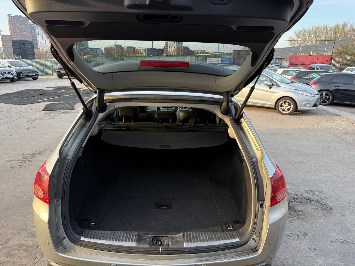 Used Honda Accord 2011 for sale - 77954451: Photo 20